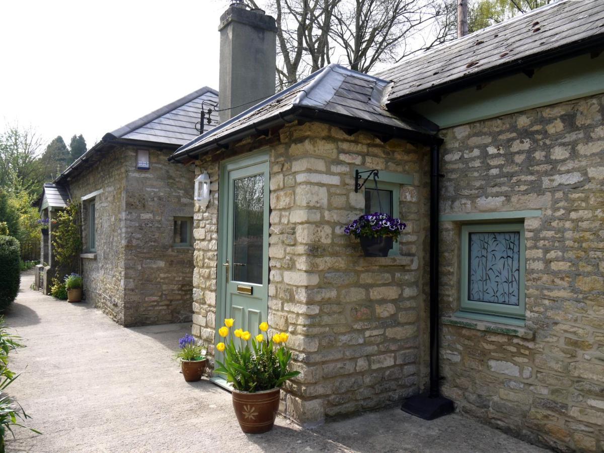 Cosy Stone Cottage, The Bungalow Perrotts Brook Cirencester Eksteriør bilde