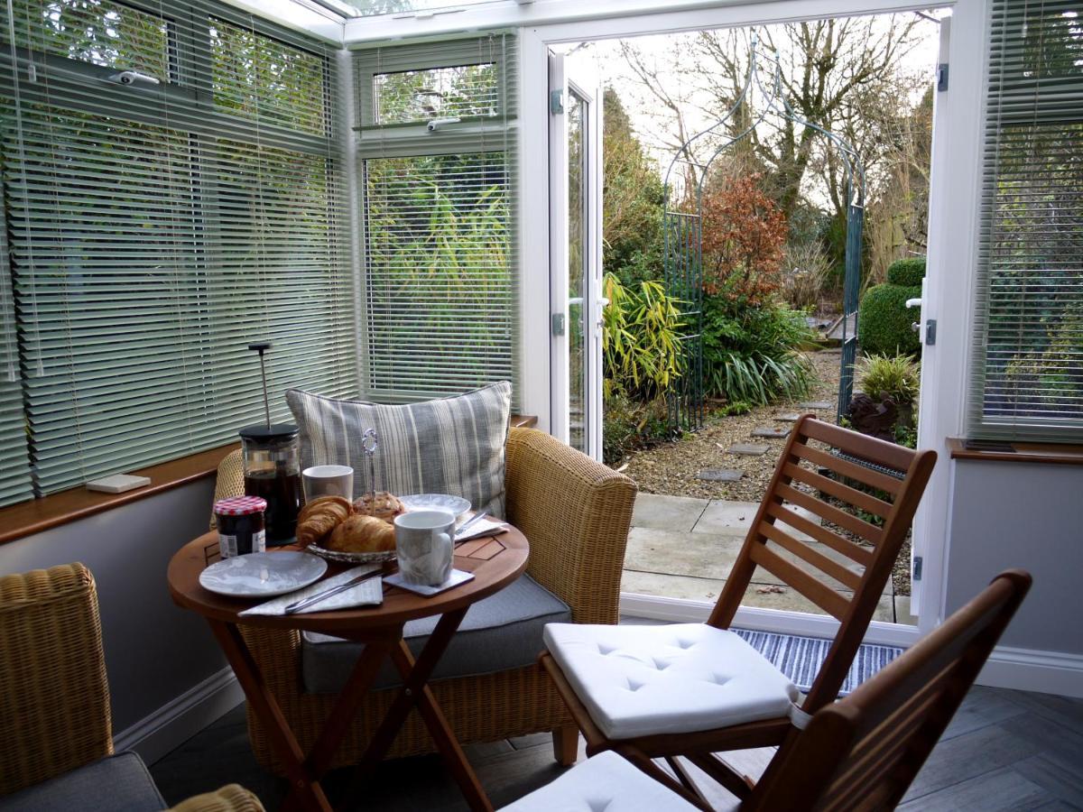 Cosy Stone Cottage, The Bungalow Perrotts Brook Cirencester Eksteriør bilde