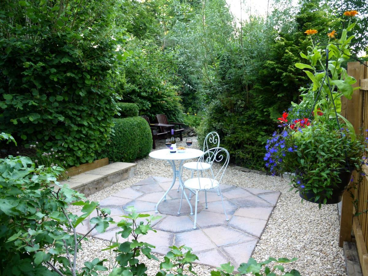 Cosy Stone Cottage, The Bungalow Perrotts Brook Cirencester Eksteriør bilde