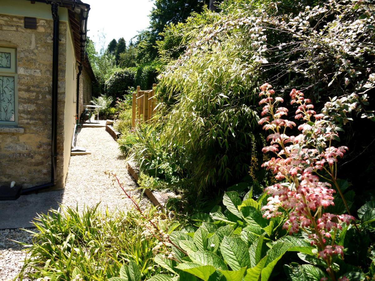 Cosy Stone Cottage, The Bungalow Perrotts Brook Cirencester Eksteriør bilde