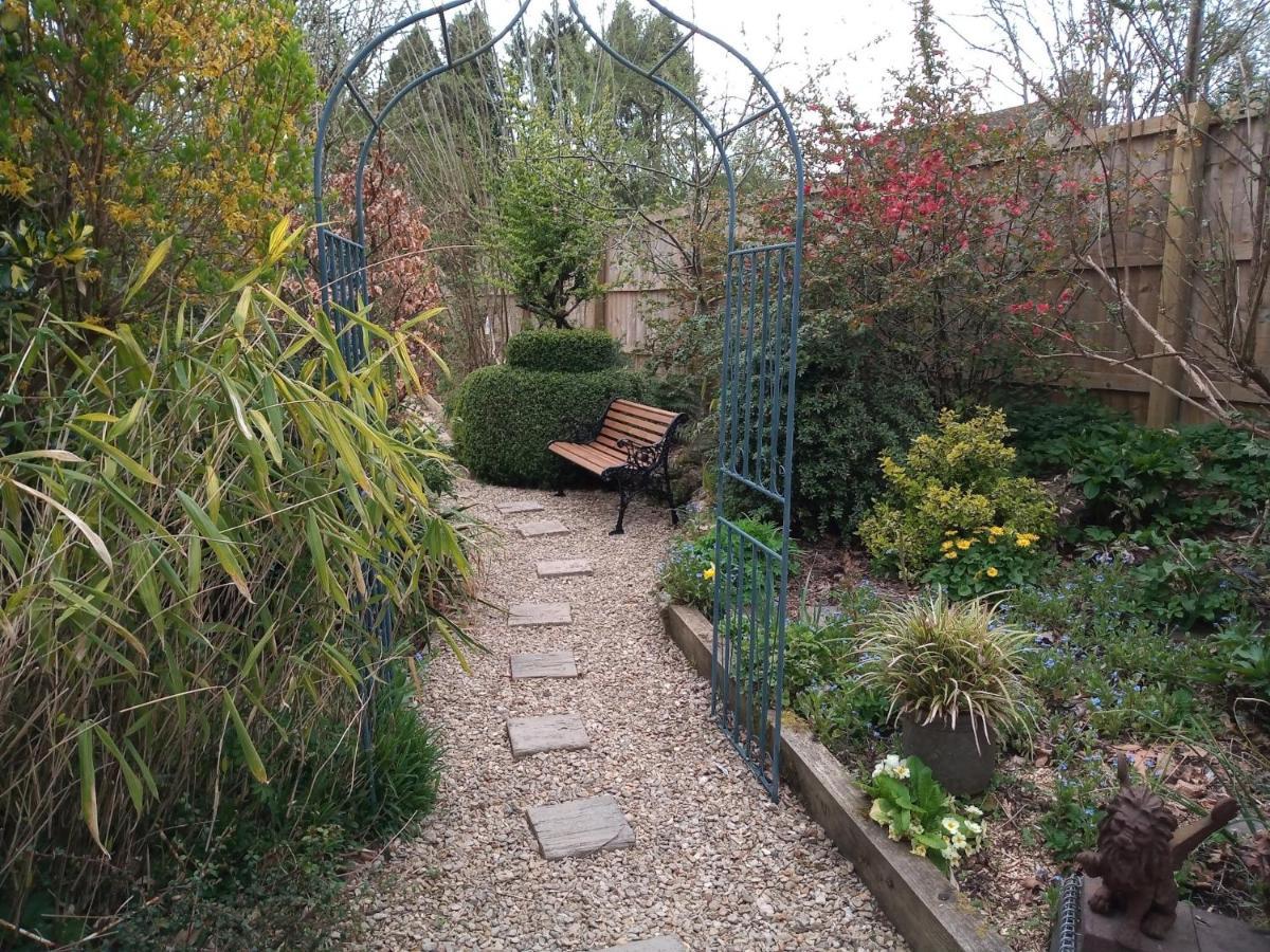 Cosy Stone Cottage, The Bungalow Perrotts Brook Cirencester Eksteriør bilde